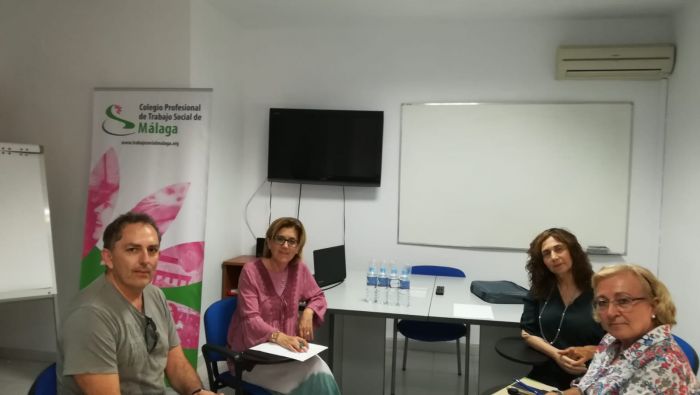 LA COMISION DEONTOLOGICA DEL C.P.T.S. CORDOBA SE REUNE CON EL CONSEJO ANDALUZ DE TRABAJO SOCIAL