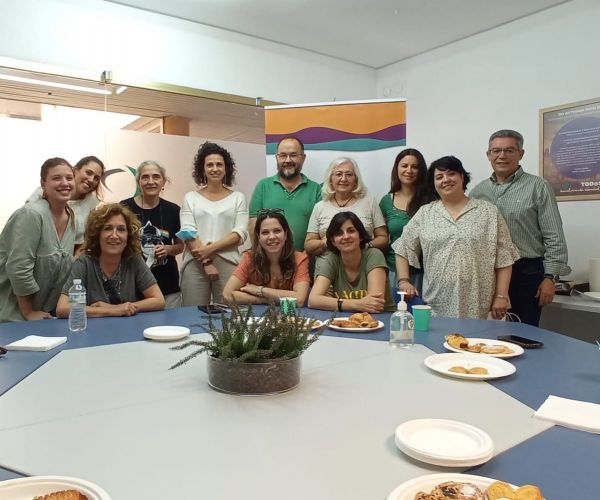 ENCUENTRO ENTRE JUNTA DE GOBIERNO - GRUPOS DE TRABAJO Y COMISIONES DEL COLEGIO