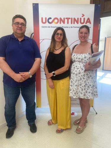 EL C.P.T.S. CORDOBA TRABAJARÁ EN OFRECER MICROCREDENCIALES UNIVERSITARIAS A SUS PERSONAS COLEGIADAS